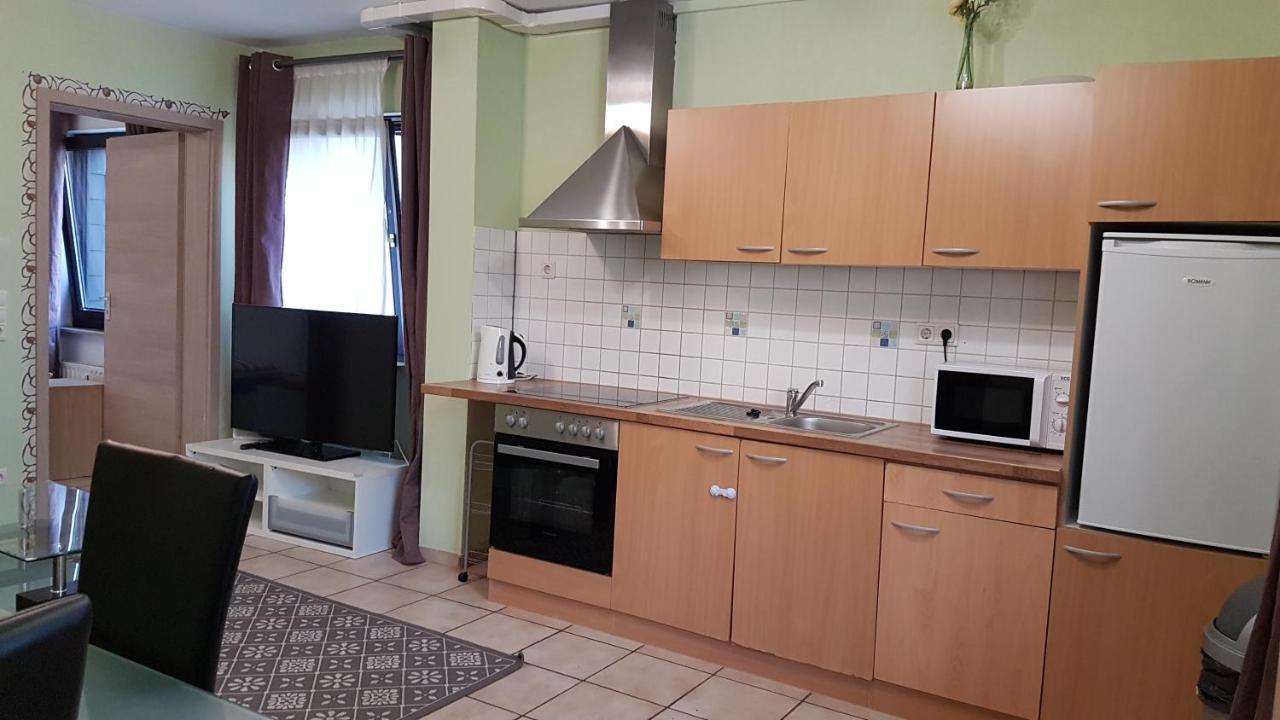 Flats-4U - Cosy, Quite & Clean Apartments In The City Bonn Esterno foto